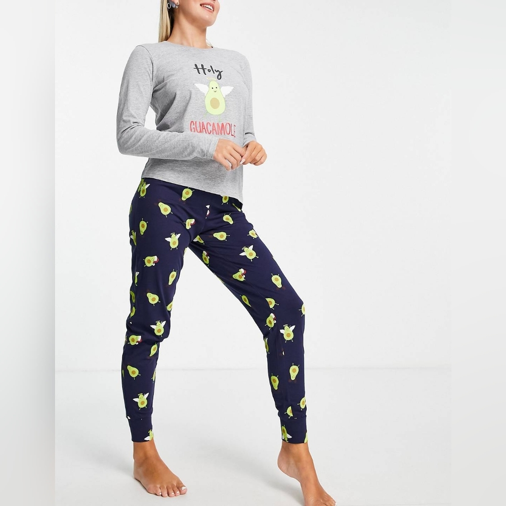 Threadbare Christmas Guac Long Pajamas set
